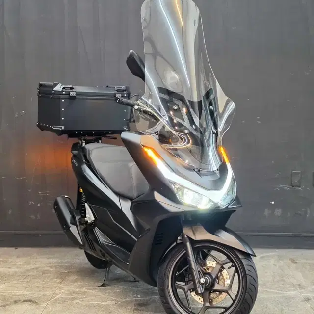 2025 Honda Honda 2025 model year 5726 km new model for sale
